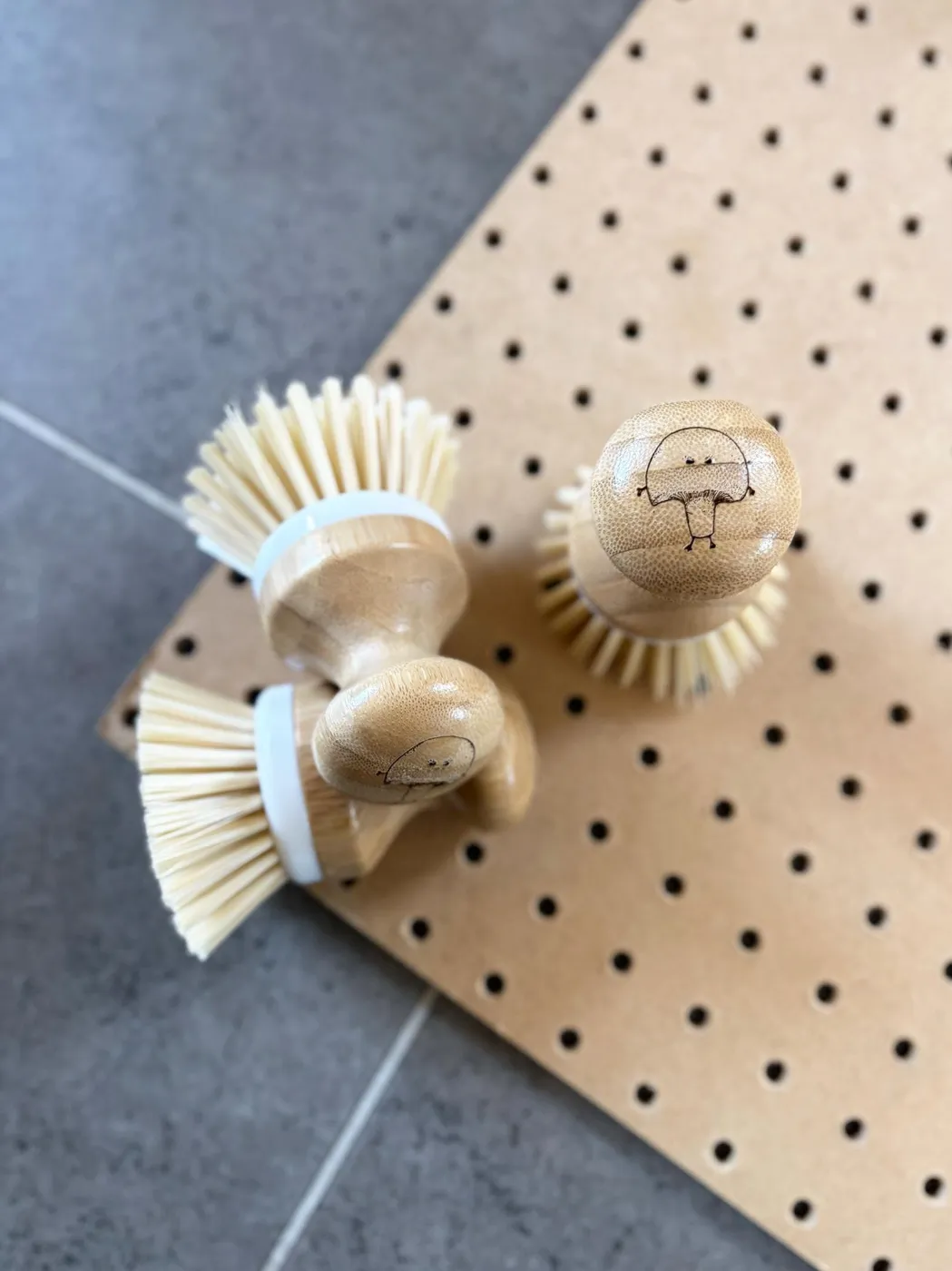 Furious Mushroom Scrubbing Brush
