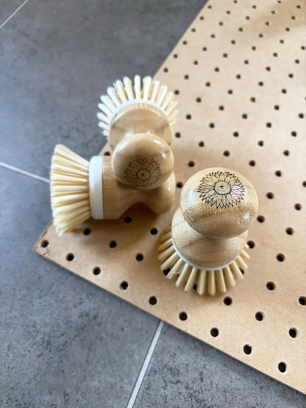 Sunflower Scrubbing Brush